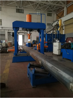 Hohe Mast-Pole-Versammlungs-&Straightening Maschine HJZ-1200