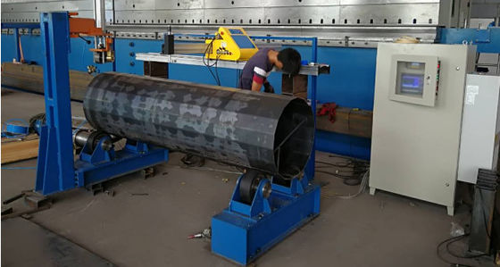 CNC-Leichtpol-Türschneidemaschine 3 Achsen, Durchmesser 680 mm, Schlag 2000 mm