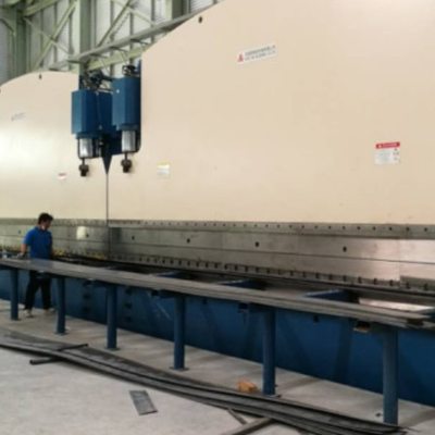 2-WE67K-400/7000 CNC Tandem Press Bremse 400T 7m für den Leichtmast