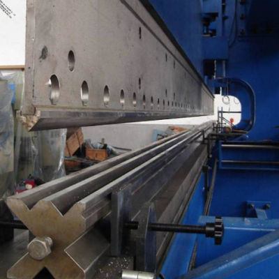 CNC Tandem Hydraulic Press Brake Modell 2-WE67k-1200/6250 für die Herstellung von Monopol-Übertragung Tubular Turm und Hochmast