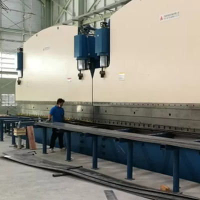 Schwerlast 2×650Ton 7M CNC Tandem Press Bremse für die Produktion von langen Spitzen und achteckigen Leichtstäben