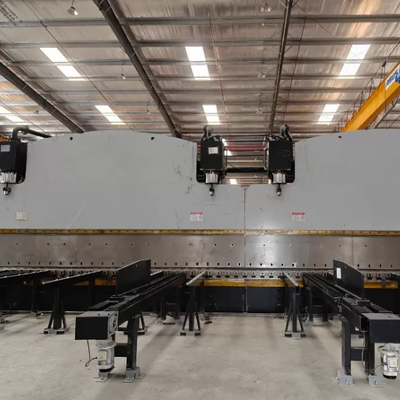 Schwerlast 2×650Ton 7M CNC Tandem Press Bremse für die Produktion von langen Spitzen und achteckigen Leichtstäben