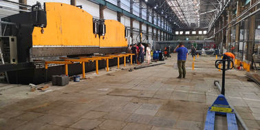 Doppelverbindung CNC hydraulische Plattenbiegmaschine für die Produktion von Leuchten