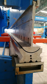 Doppelverbindung CNC hydraulische Plattenbiegmaschine für die Produktion von Leuchten