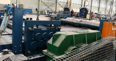 800 - 1600mm Q235A schnitt warm gewalzte Flussstahl-Spule zur Längen-Maschinen-Linie