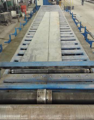 Automatische Verjüngungs-Schneidemaschine, 12000mm StraßenlaternePfostenfertigungsstraße