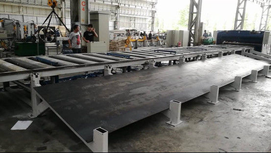 Heller Pole schnitt zur Längenlinie Maschine für 2 - 6mm die Stärke Laternenpfahlschneidemaschine