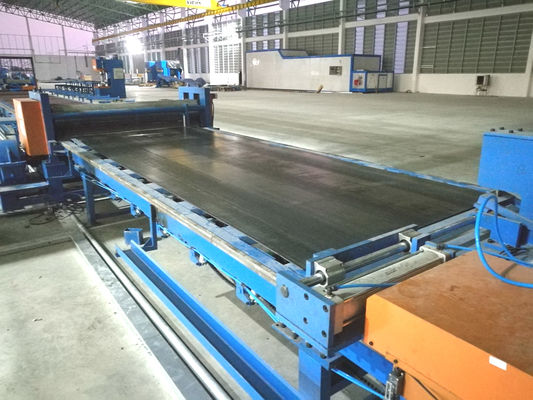 Wirtschaftliche hohe Fertigungsstraße/Schneidemaschine heller Pfosten des Mastes für hellen Pfosten 12000mm