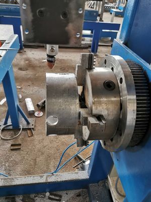 CNC-Leichtpol-Türschneidemaschine, maximaler Durchmesser 350 mm, maximale Schneidlänge 2000 mm