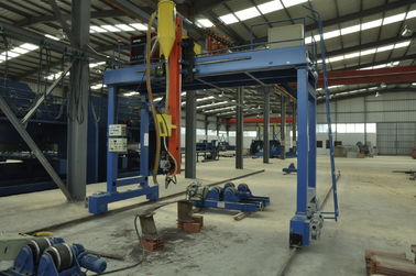 Hocheffiziente Lichtpole-Maschine, Hochmast-Gantry-Schweißmaschine für große Rohre / Rohre